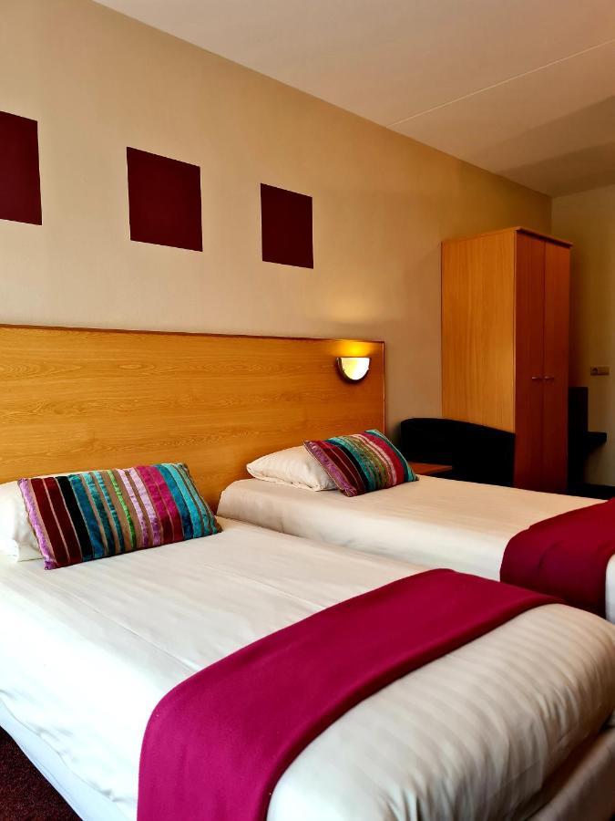 מאדה Hotel Restaurant 'T Trefpunt מראה חיצוני תמונה